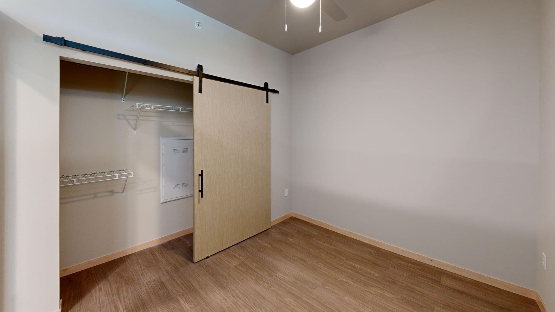 Madison Apartment: 512 S. Yellowstone Drive