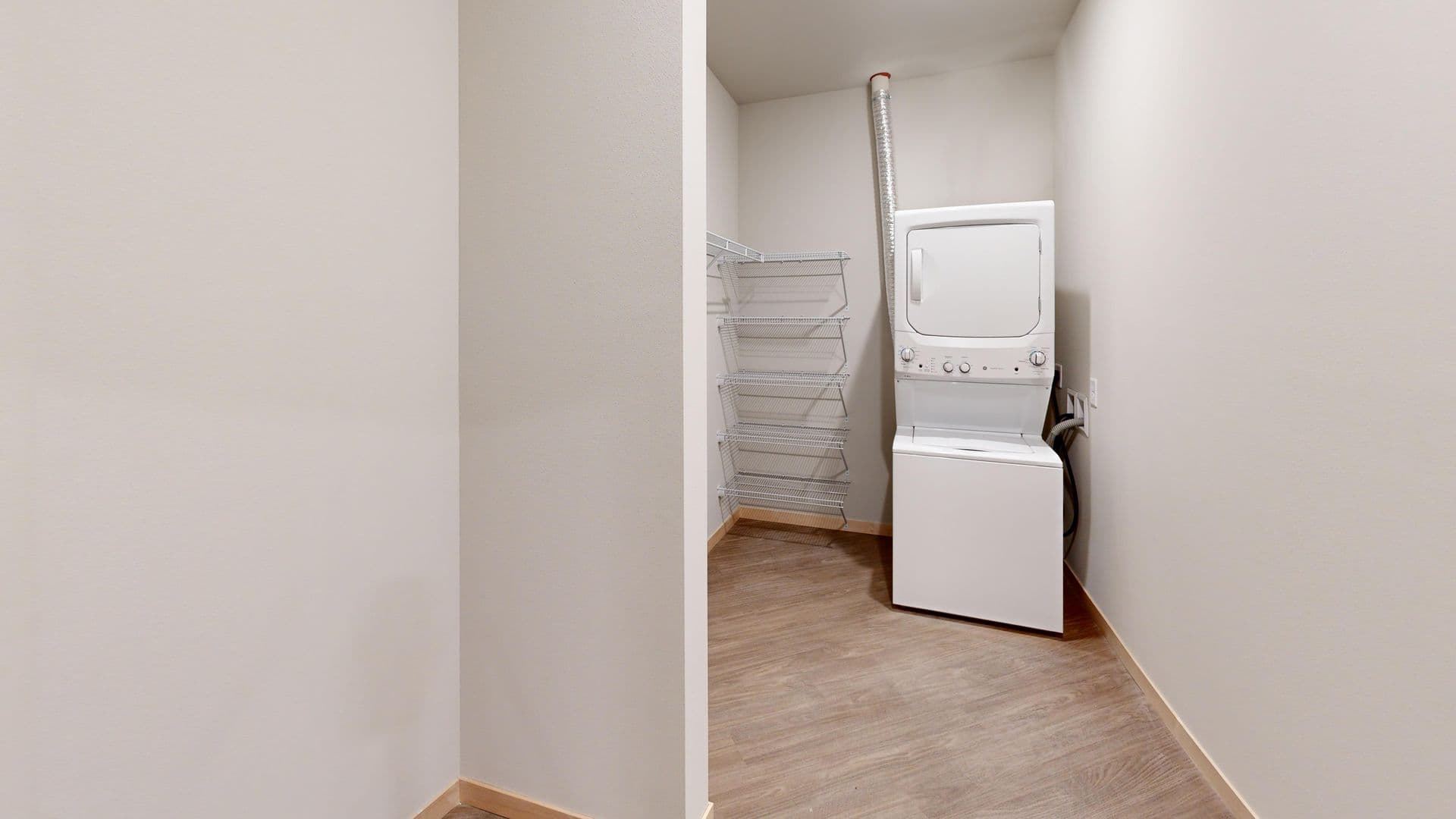 Madison Apartment: 512 S. Yellowstone Drive