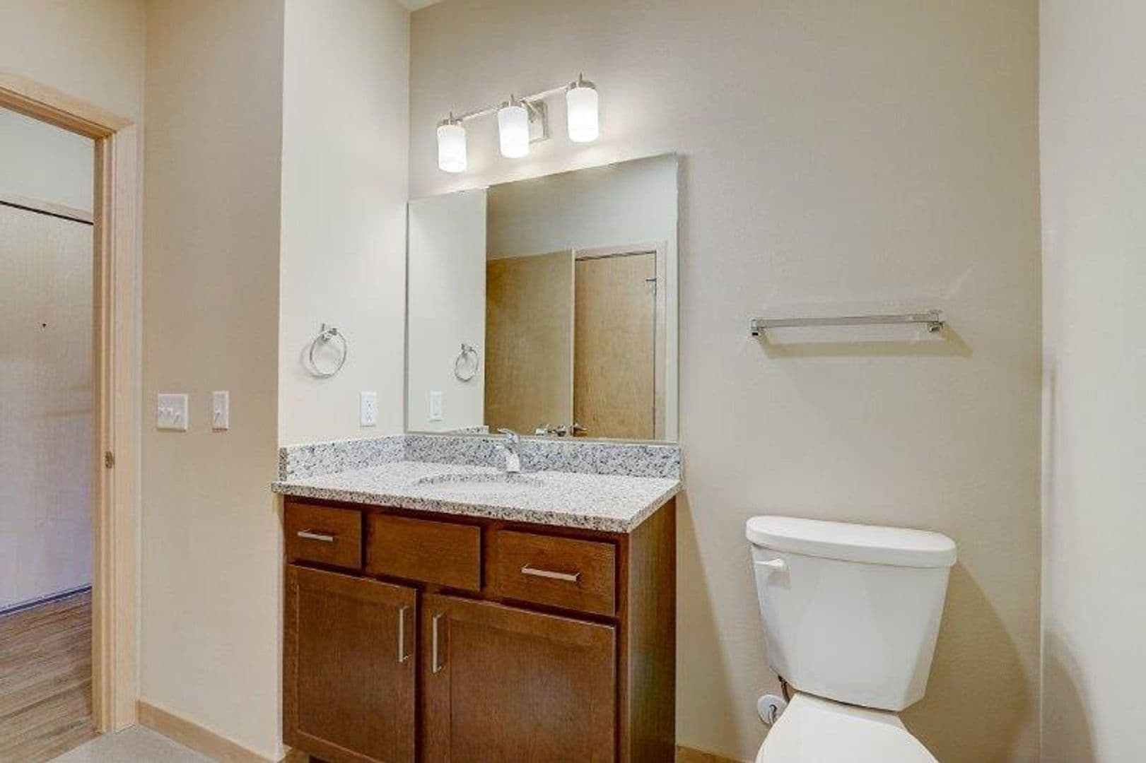 Madison Apartment: 622 W. Wilson Street
