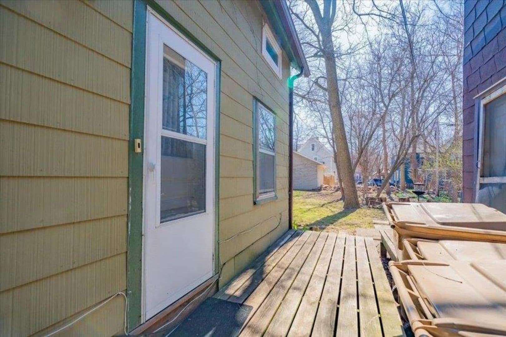 Madison Apartment: 1145 Williamson Street