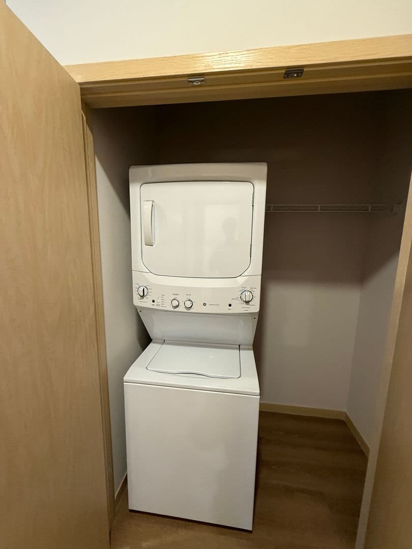 Monona Apartment: 5103 Monona Drive