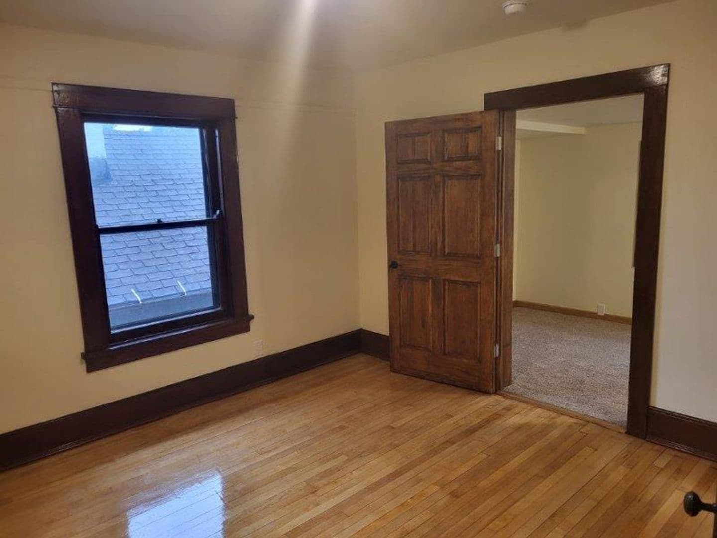 Madison Apartment: 11 North Franklin Street