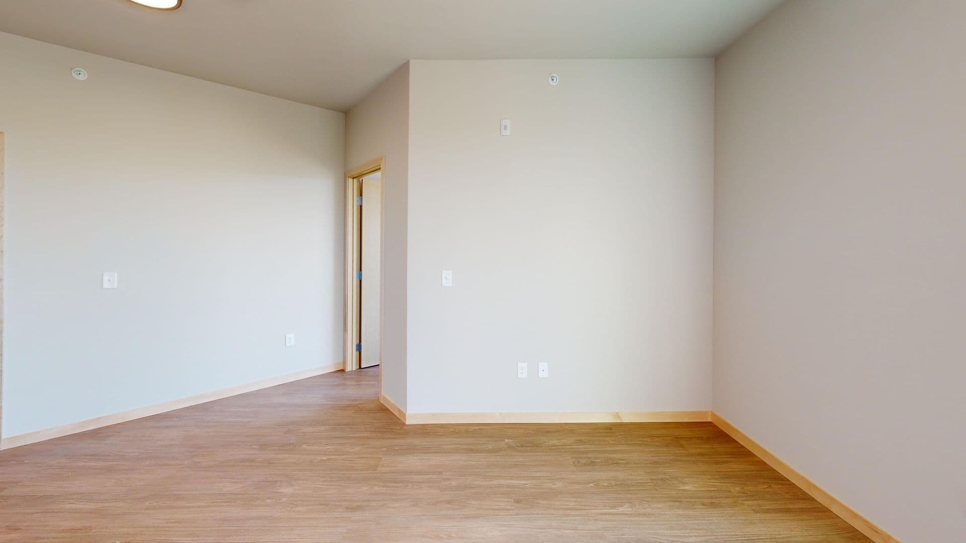 Madison Apartment: 512 S. Yellowstone Drive