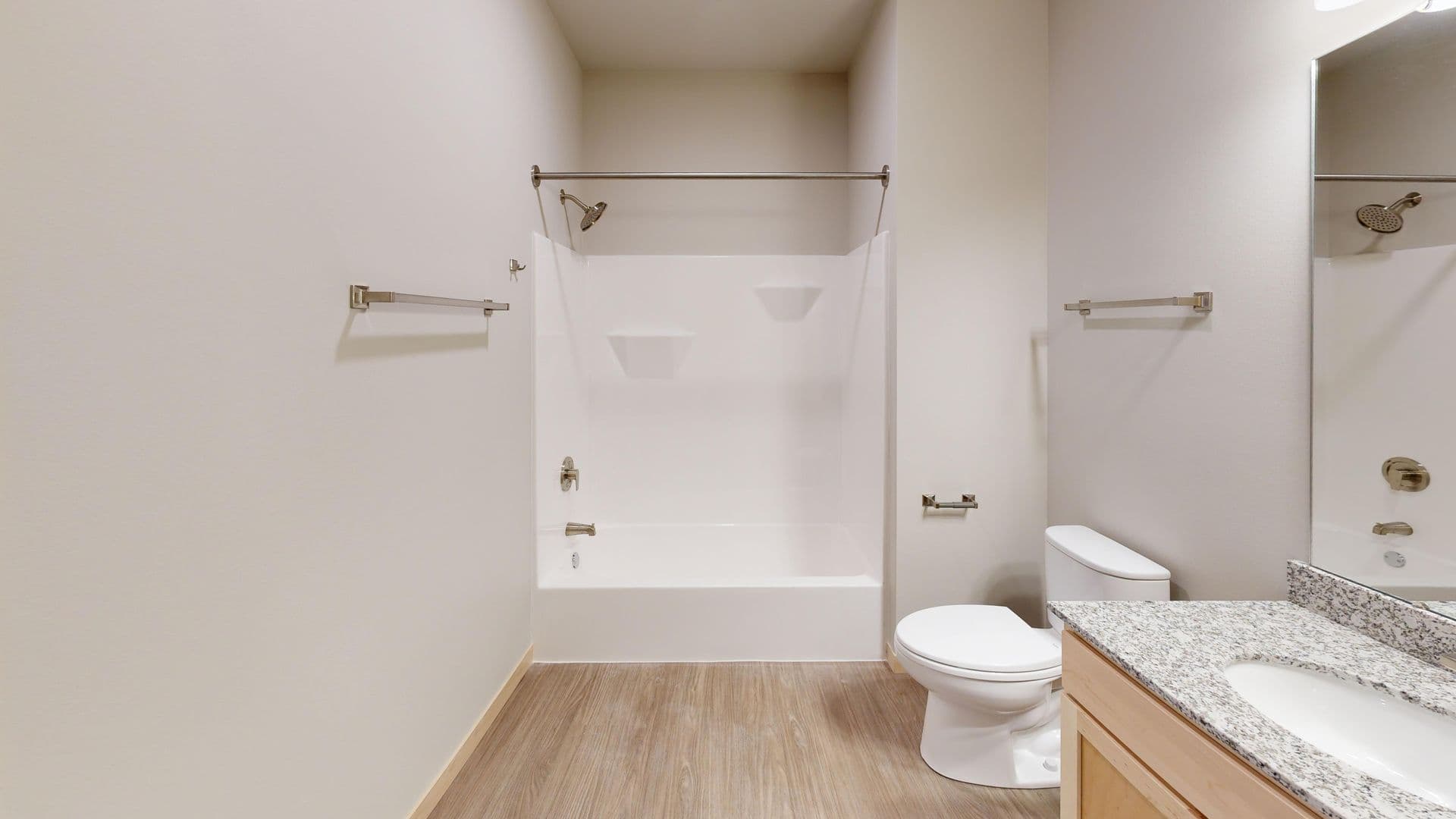 Madison Apartment: 512 S. Yellowstone Drive