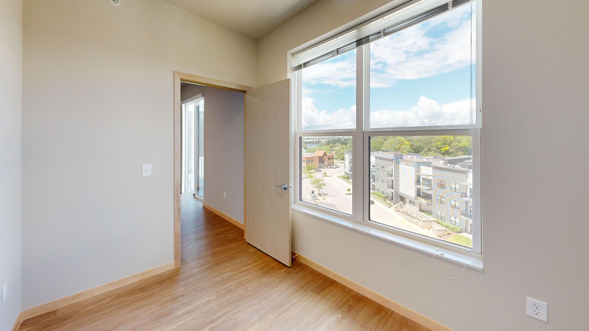 Madison Apartment: 512 S. Yellowstone Drive