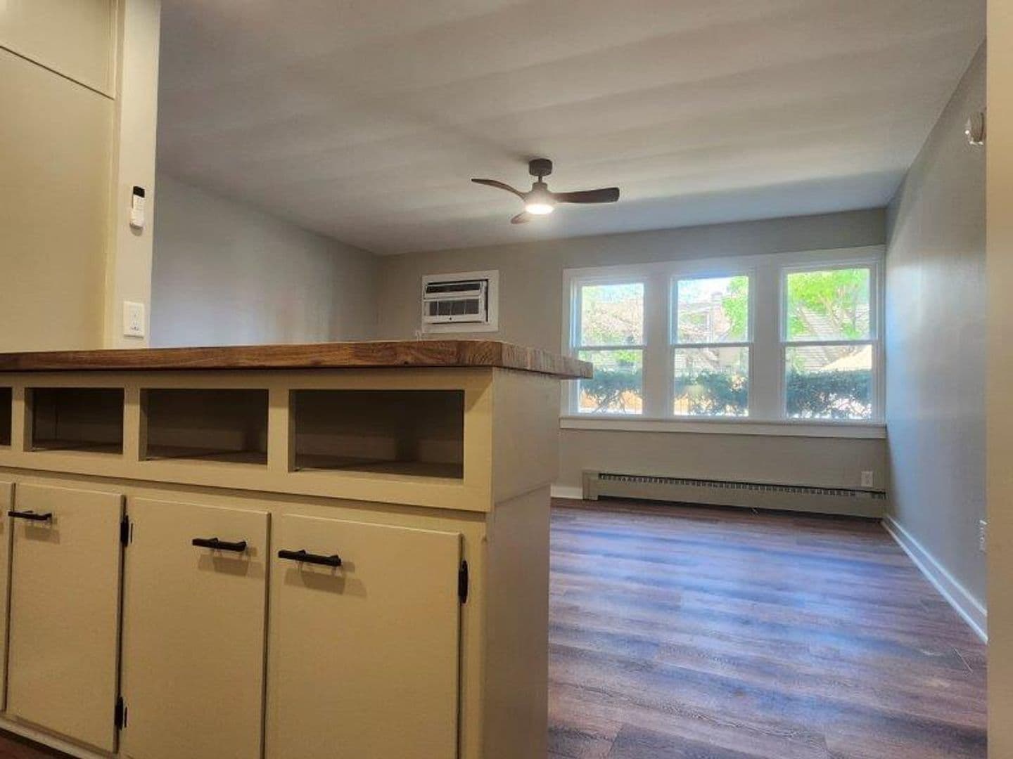 Monona Apartment: 3909 Monona Drive