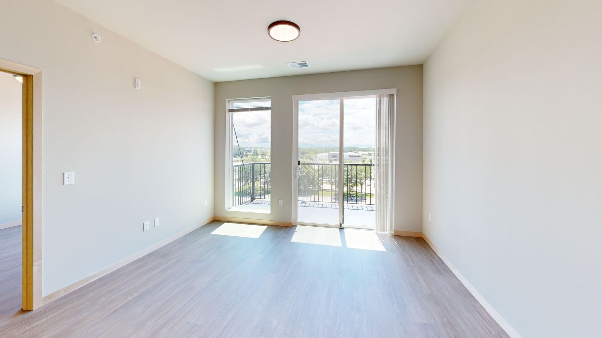 Madison Apartment: 512 S. Yellowstone Drive