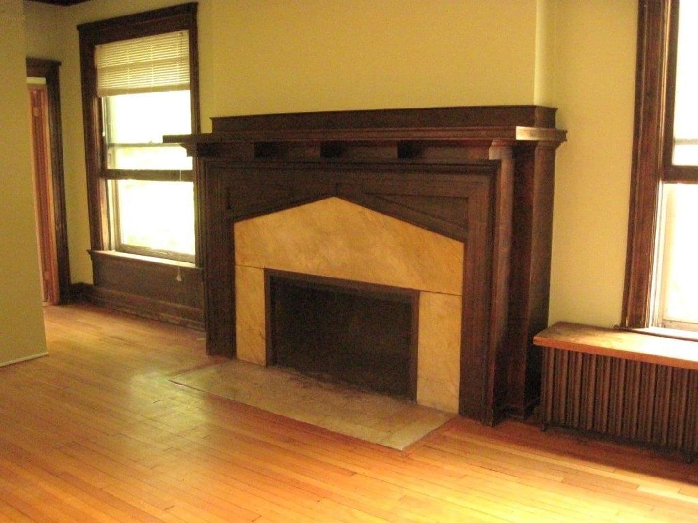 Madison Apartment: 529 North Pinckney Street