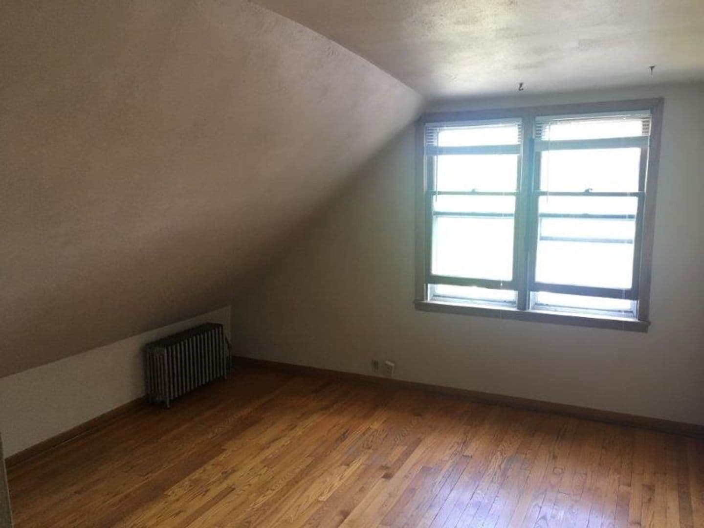 Madison Apartment: 121 East Gilman Street