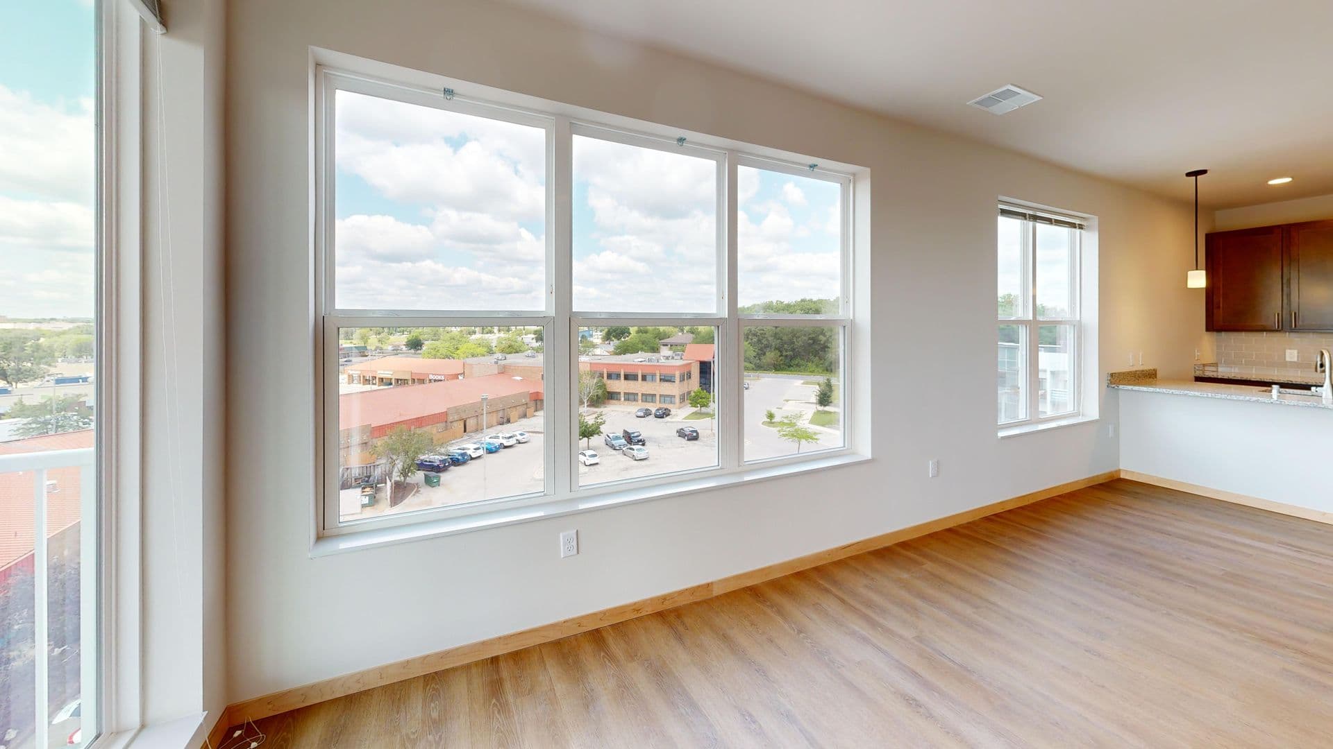 Madison Apartment: 512 S. Yellowstone Drive