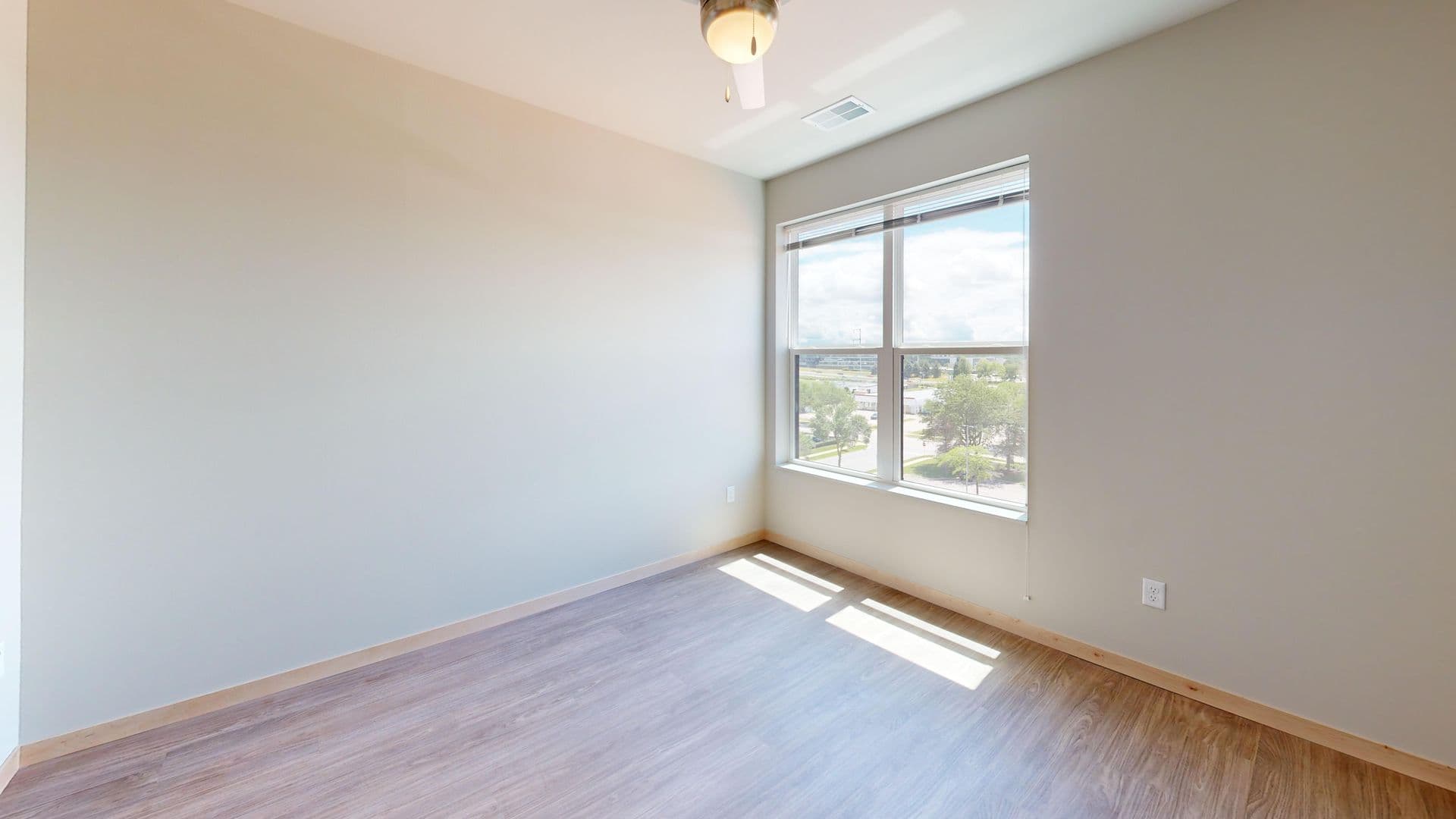 Madison Apartment: 512 S. Yellowstone Drive