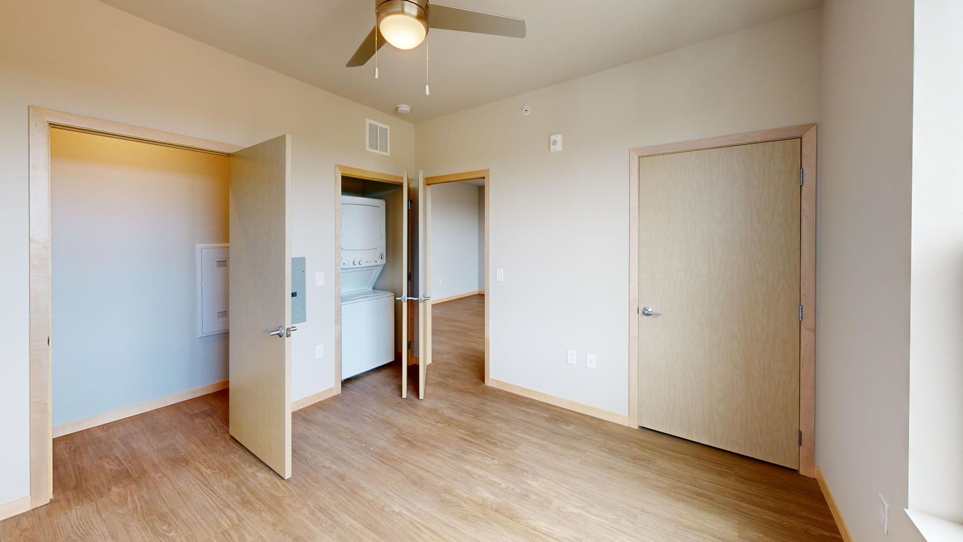 Madison Apartment: 512 S. Yellowstone Drive
