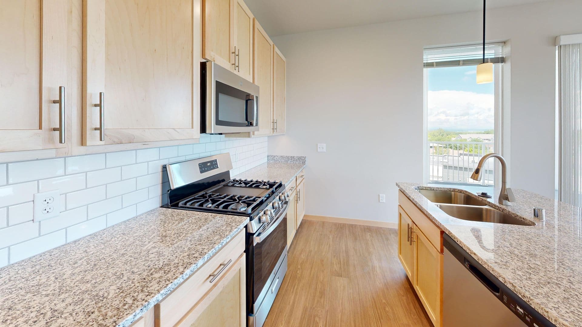 Madison Apartment: 512 S. Yellowstone Drive