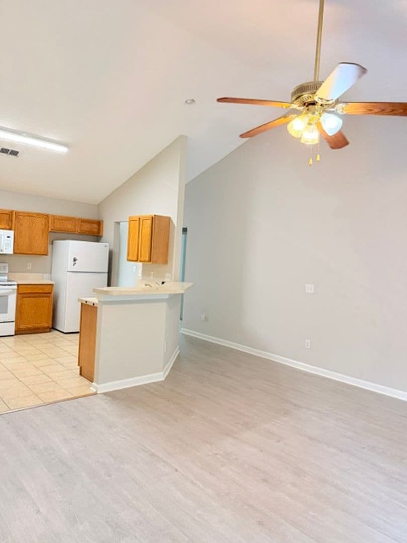 Palm Coast Apartment: 25 Ryarbor dr