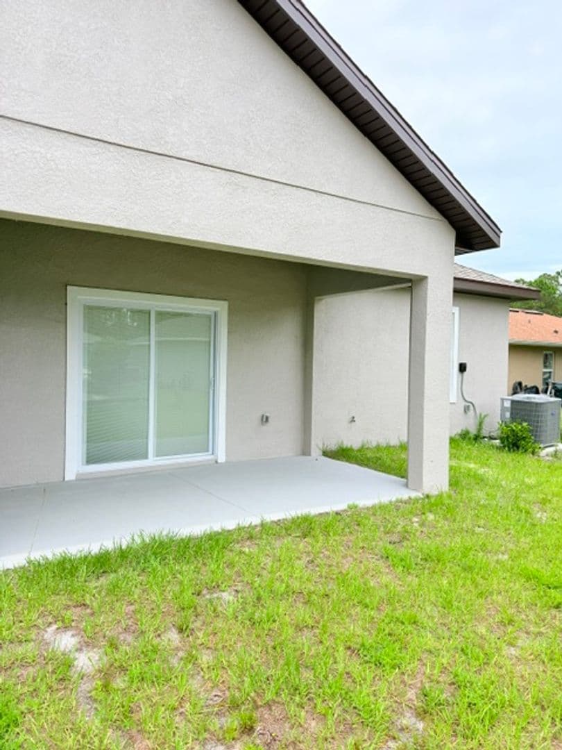 Palm Coast Apartment: 16 Slumberland Path