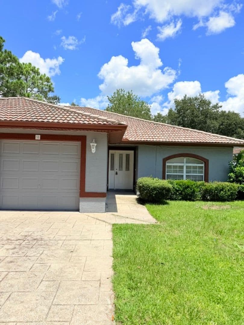 Palm Coast Apartment: 5 Pontiac Lane