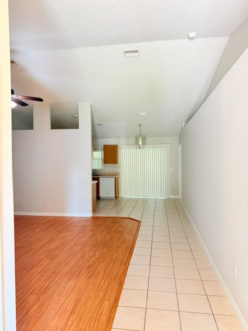 Palm Coast Apartment: 5 Pontiac Lane