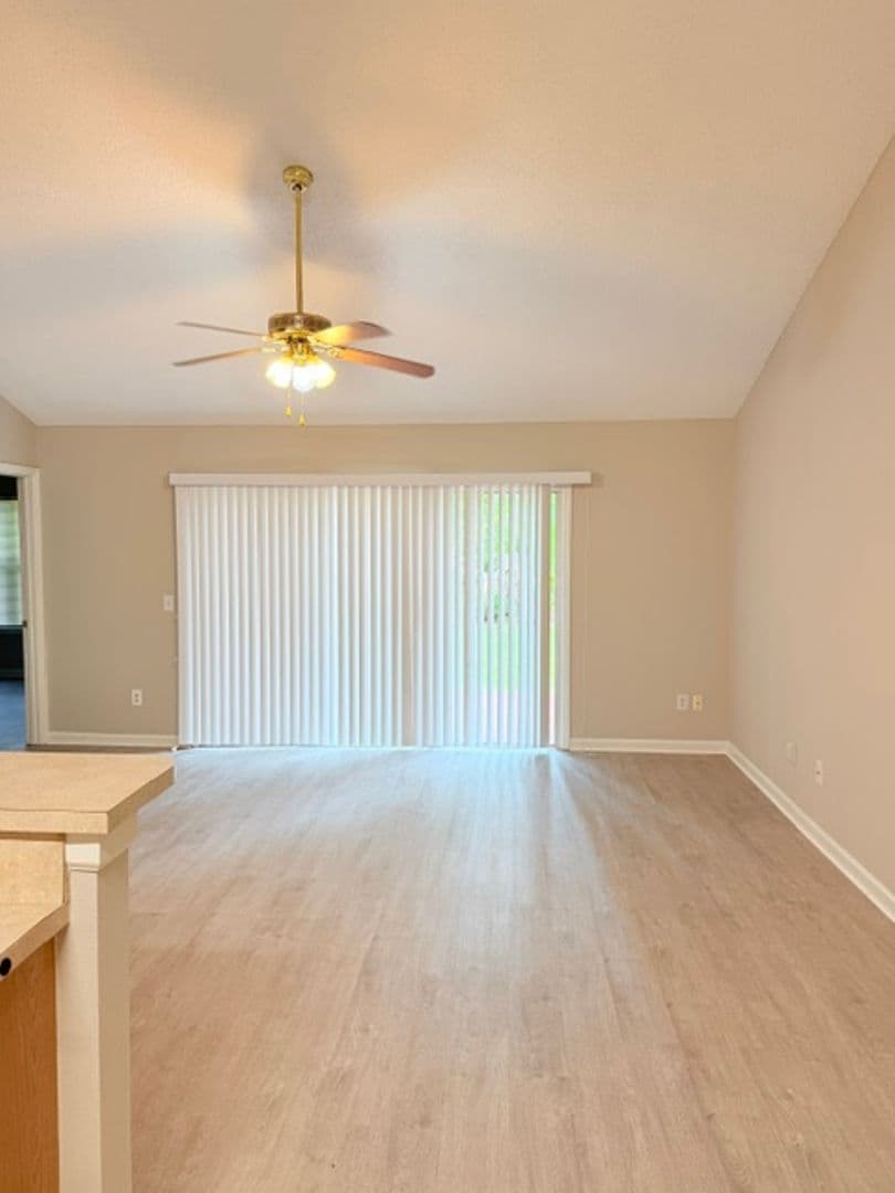 Palm Coast Apartment: 25 Ryarbor dr