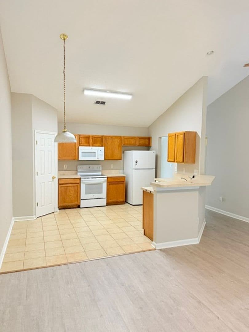 Palm Coast Apartment: 25 Ryarbor dr