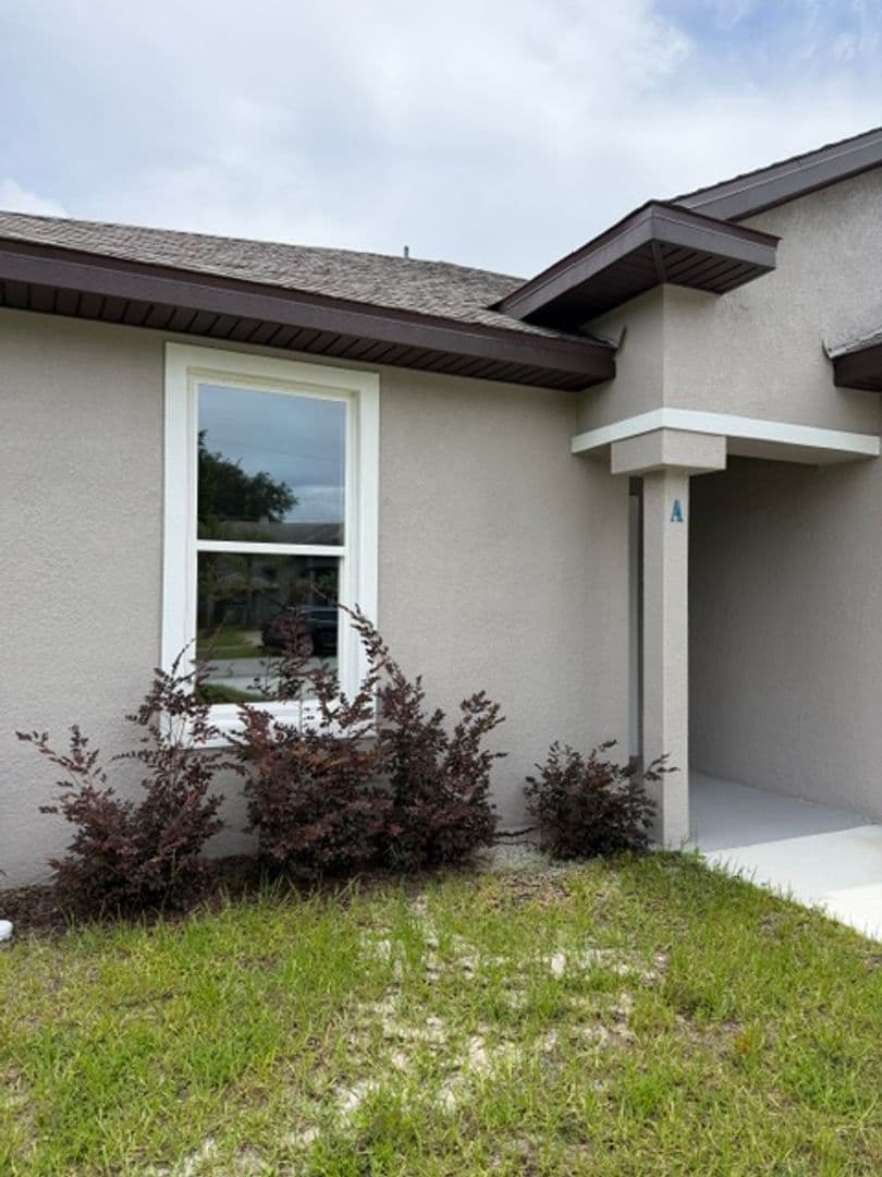 Palm Coast Apartment: 16 Slumberland Path