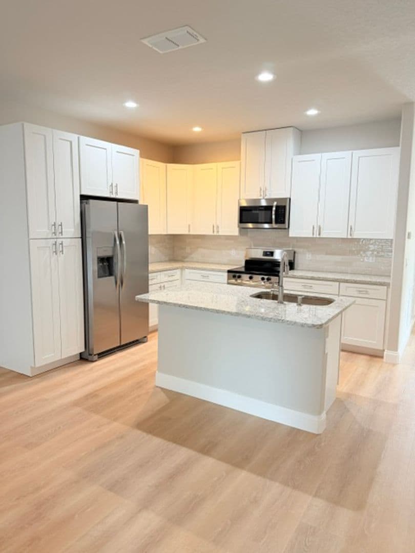 Palm Coast Apartment: 16 Slumberland Path