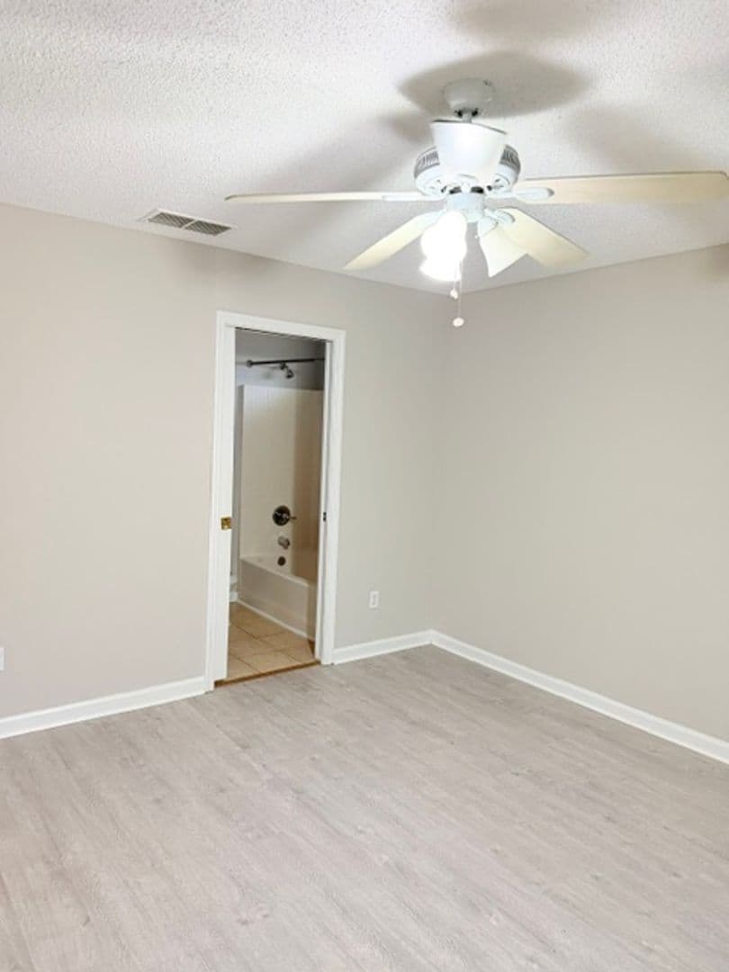 Palm Coast Apartment: 25 Ryarbor dr