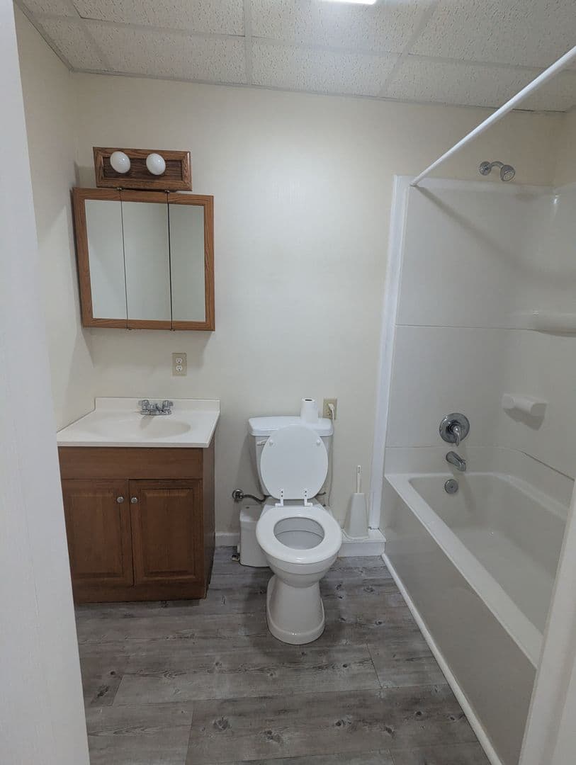Shepherdstown Apartment: 108 EWashington- 300-400 SPrincess