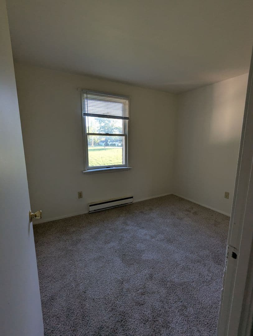 Martinsburg Townhome: 230 Surrey Court