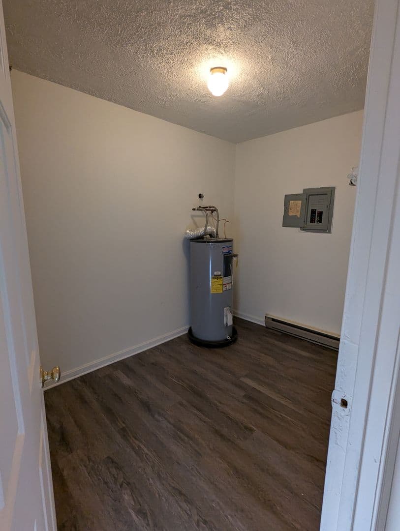 Martinsburg Apartment: 17 Hinton Court
