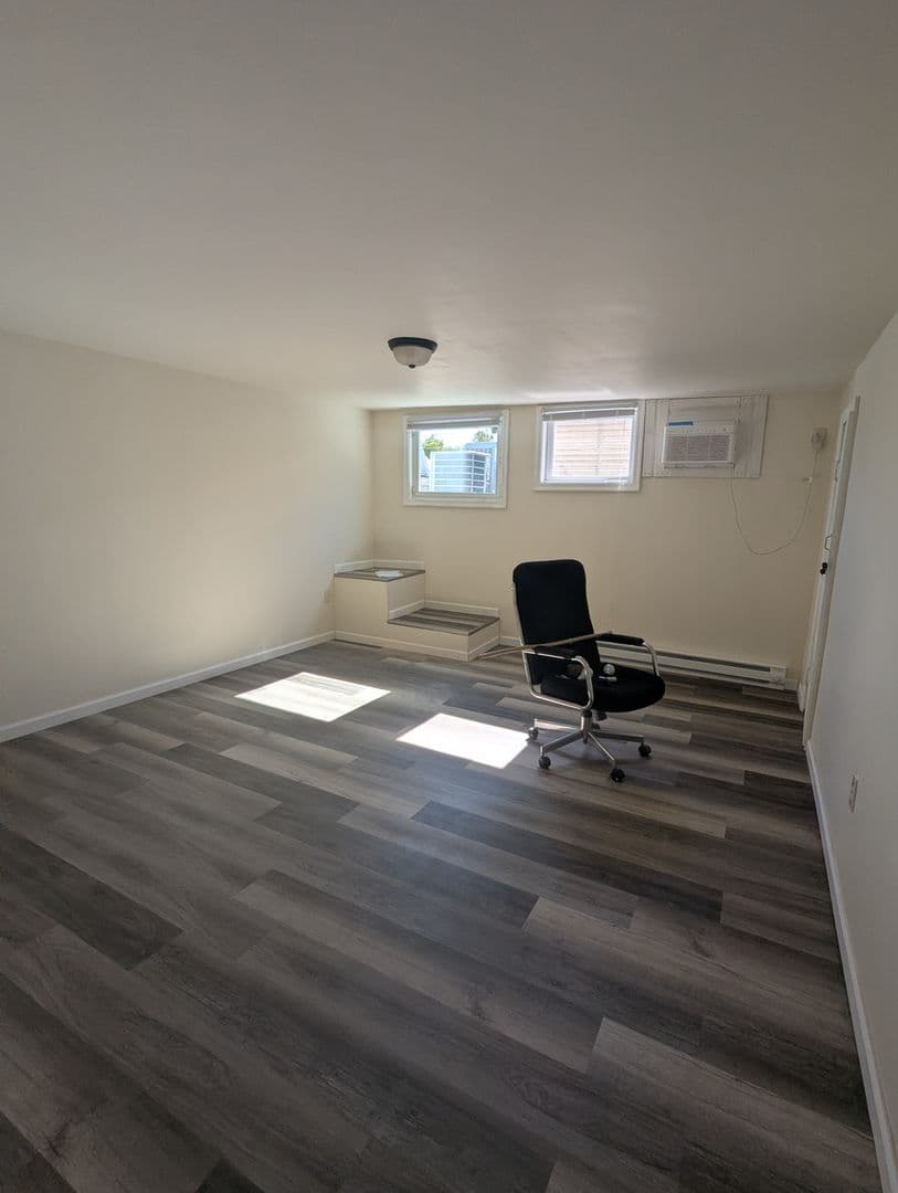 Shepherdstown Apartment: 108 EWashington- 300-400 SPrincess