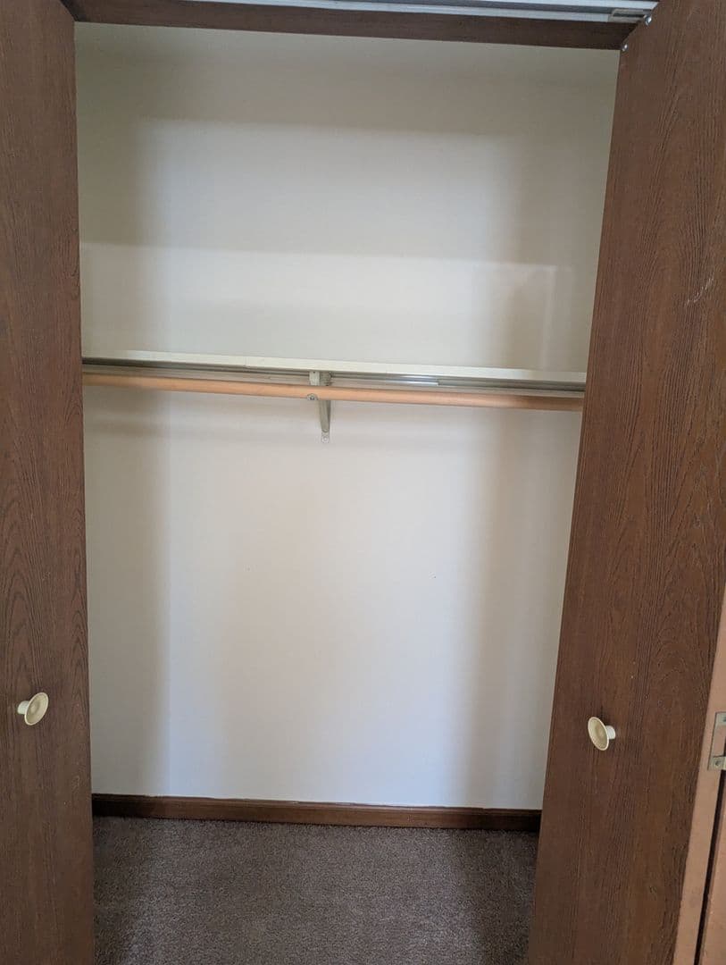 Martinsburg Apartment: 122 Jackson Place