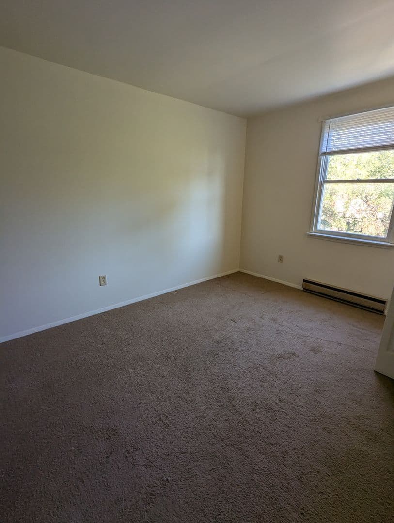 Martinsburg Townhome: 230 Surrey Court