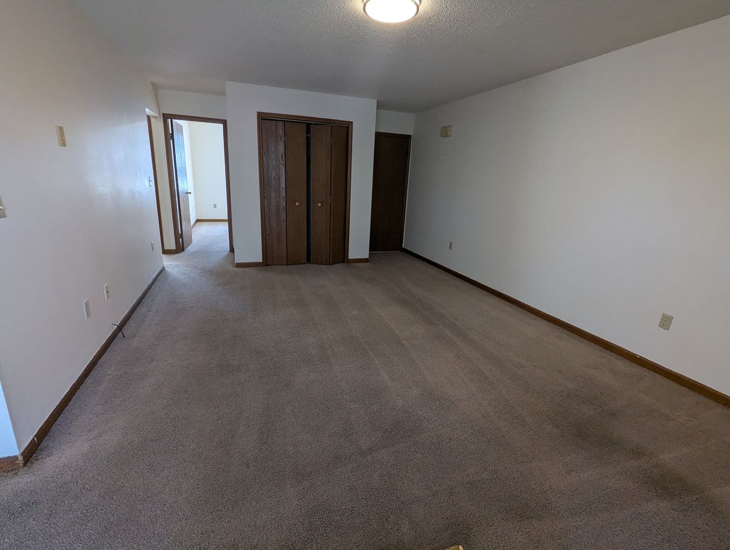 Martinsburg Apartment: 122 Jackson Place