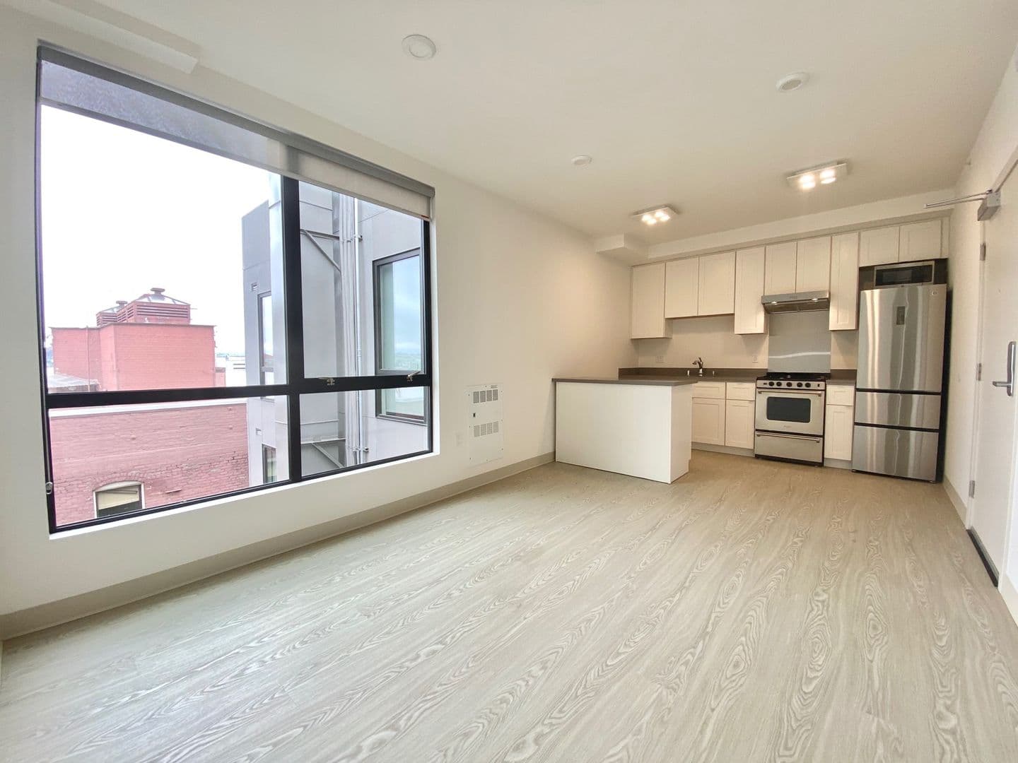 San Francisco Apartment: 24 Franklin St