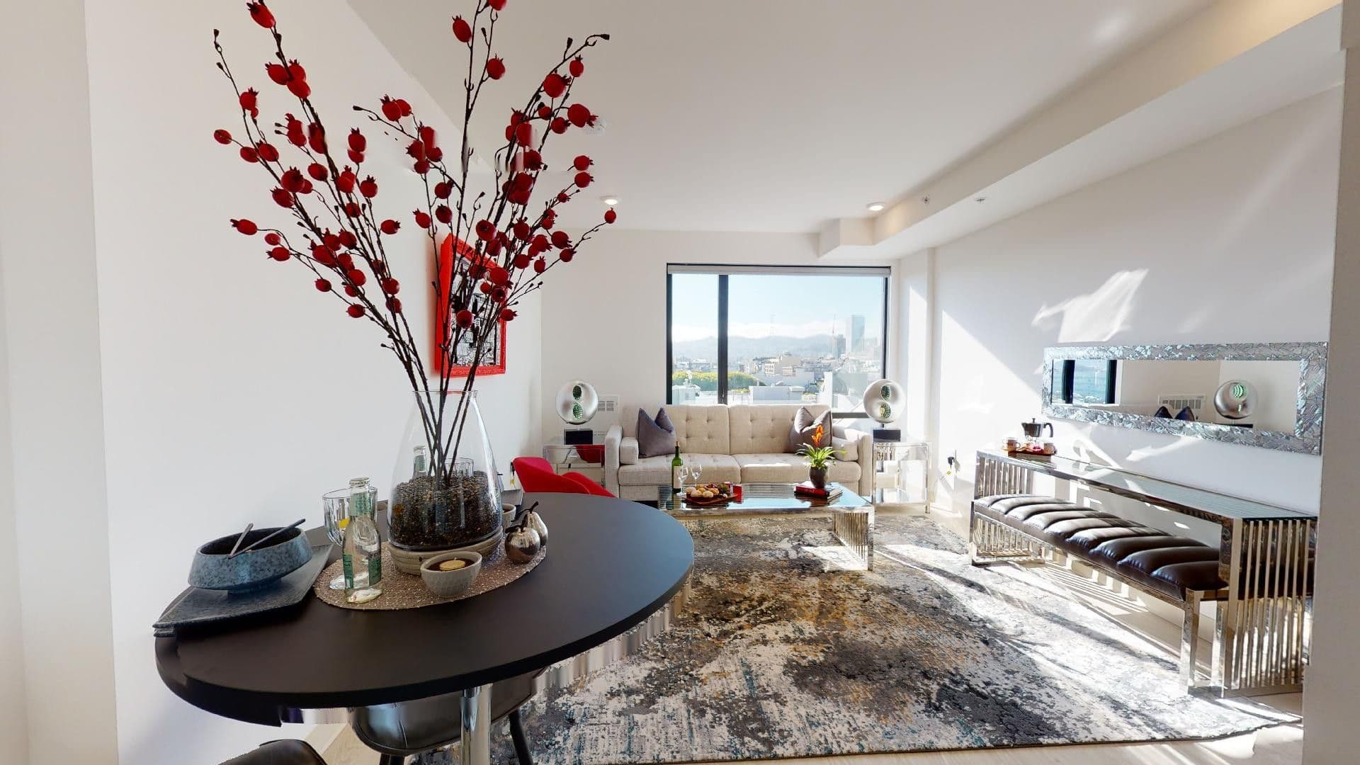 San Francisco Apartment: 345 6th St