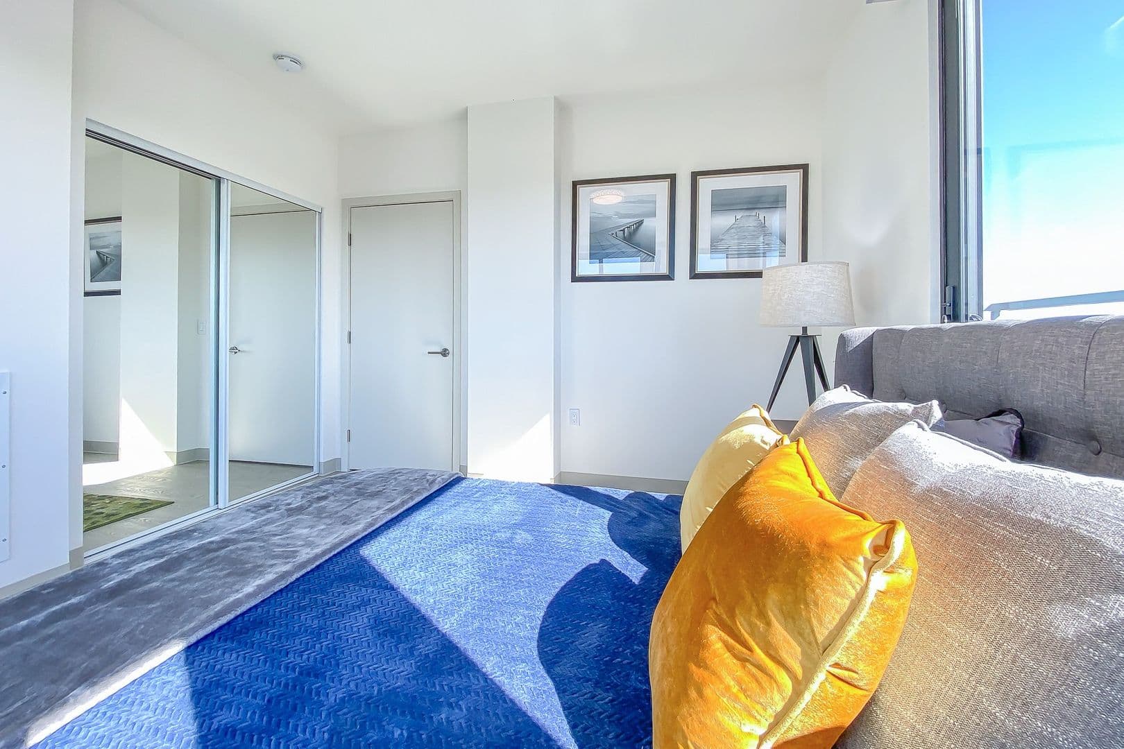 San Francisco Apartment: 363 6th St