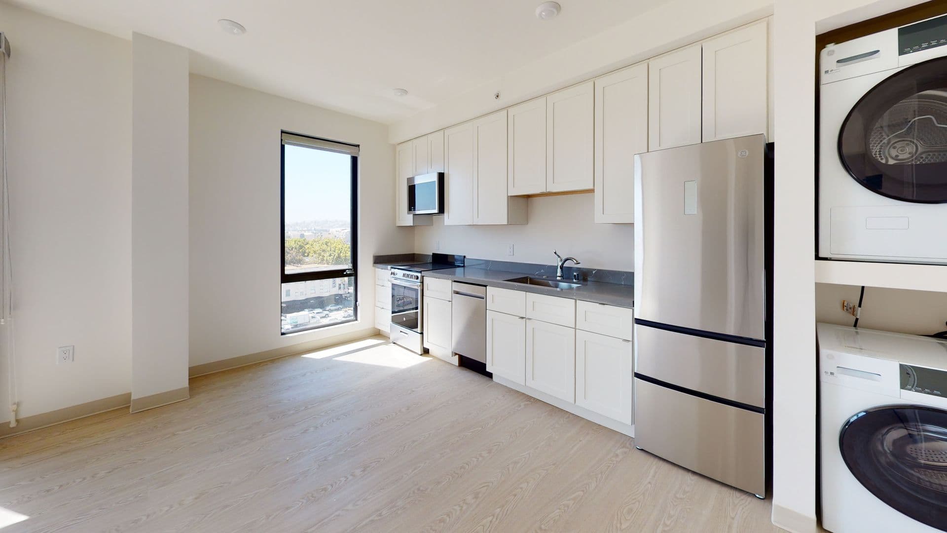 San Francisco Apartment: 363 6th St