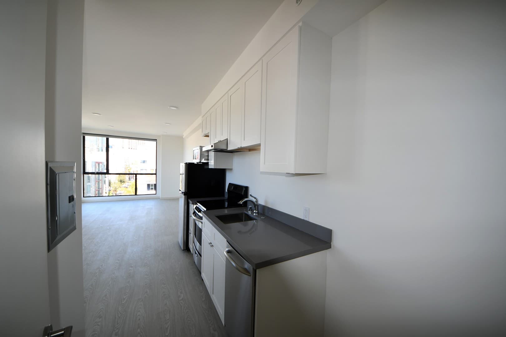 San Francisco Apartment: 1335 Folsom St