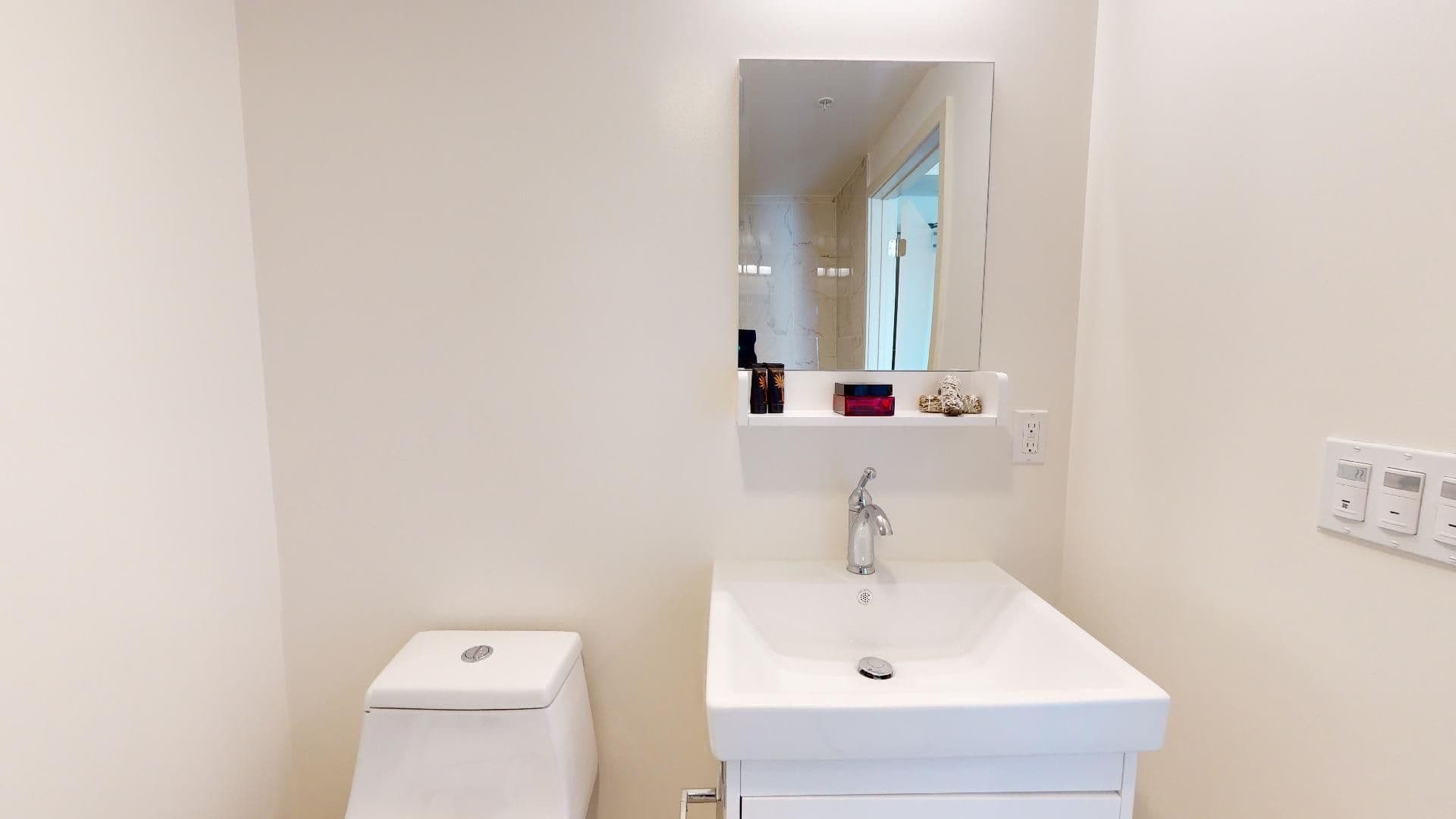 San Francisco Apartment: 345 6th St