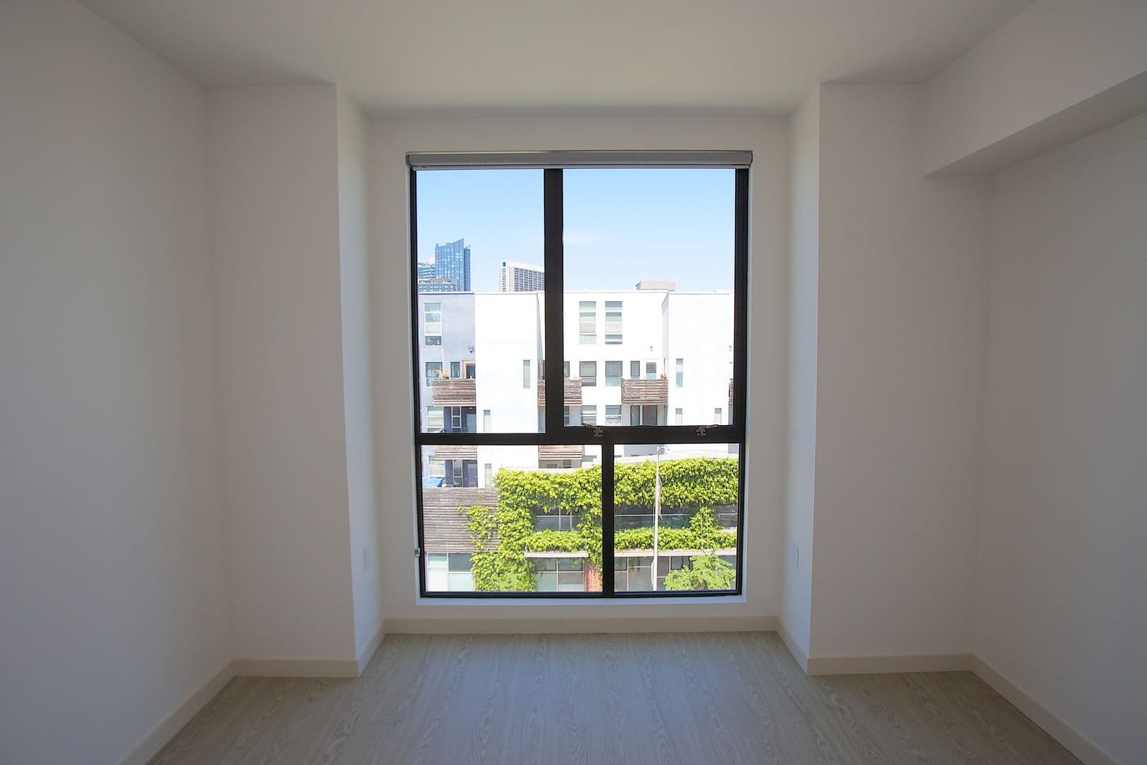 San Francisco Apartment: 1335 Folsom St