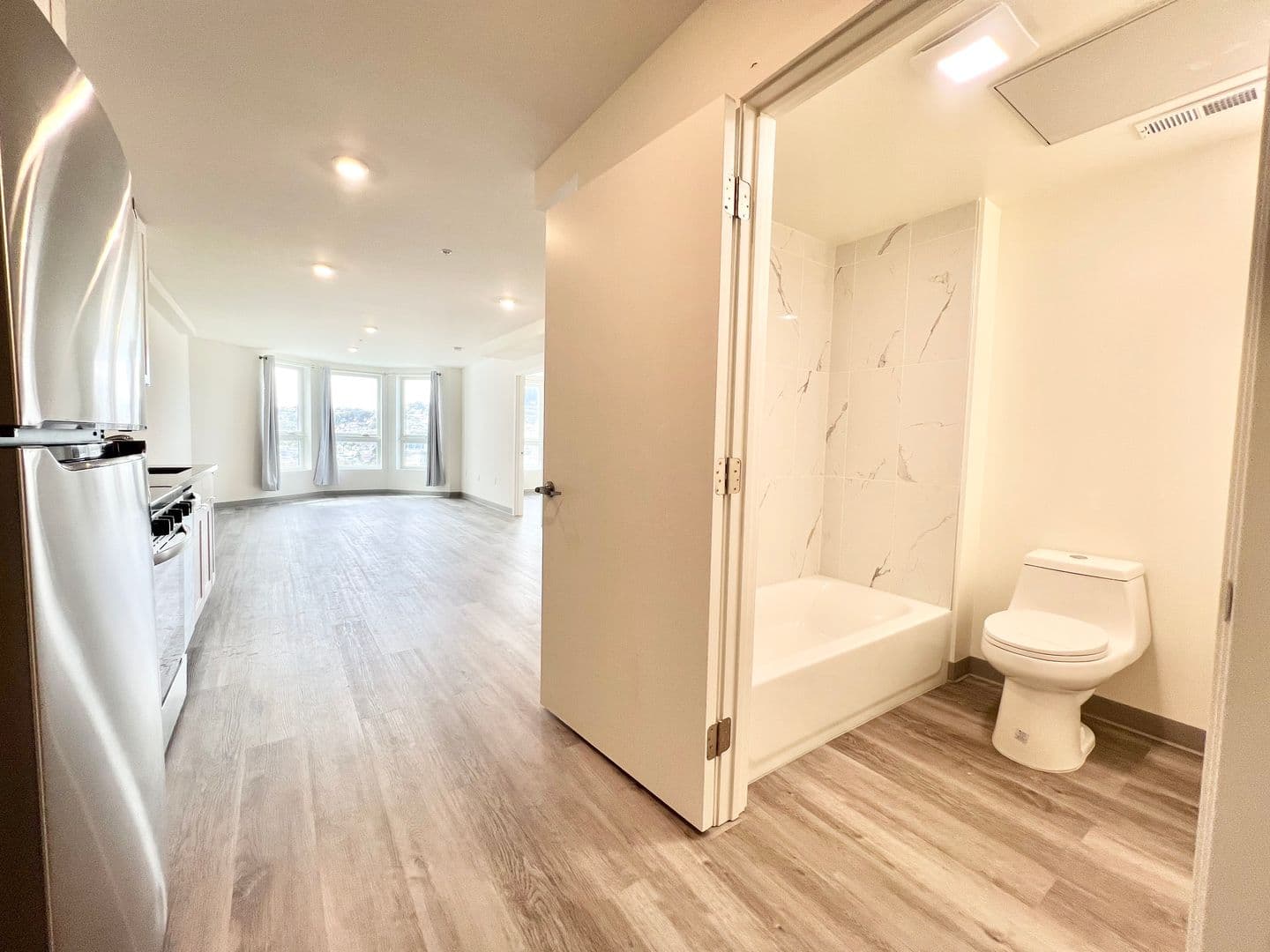 San Francisco Apartment: 4742 Mission Street