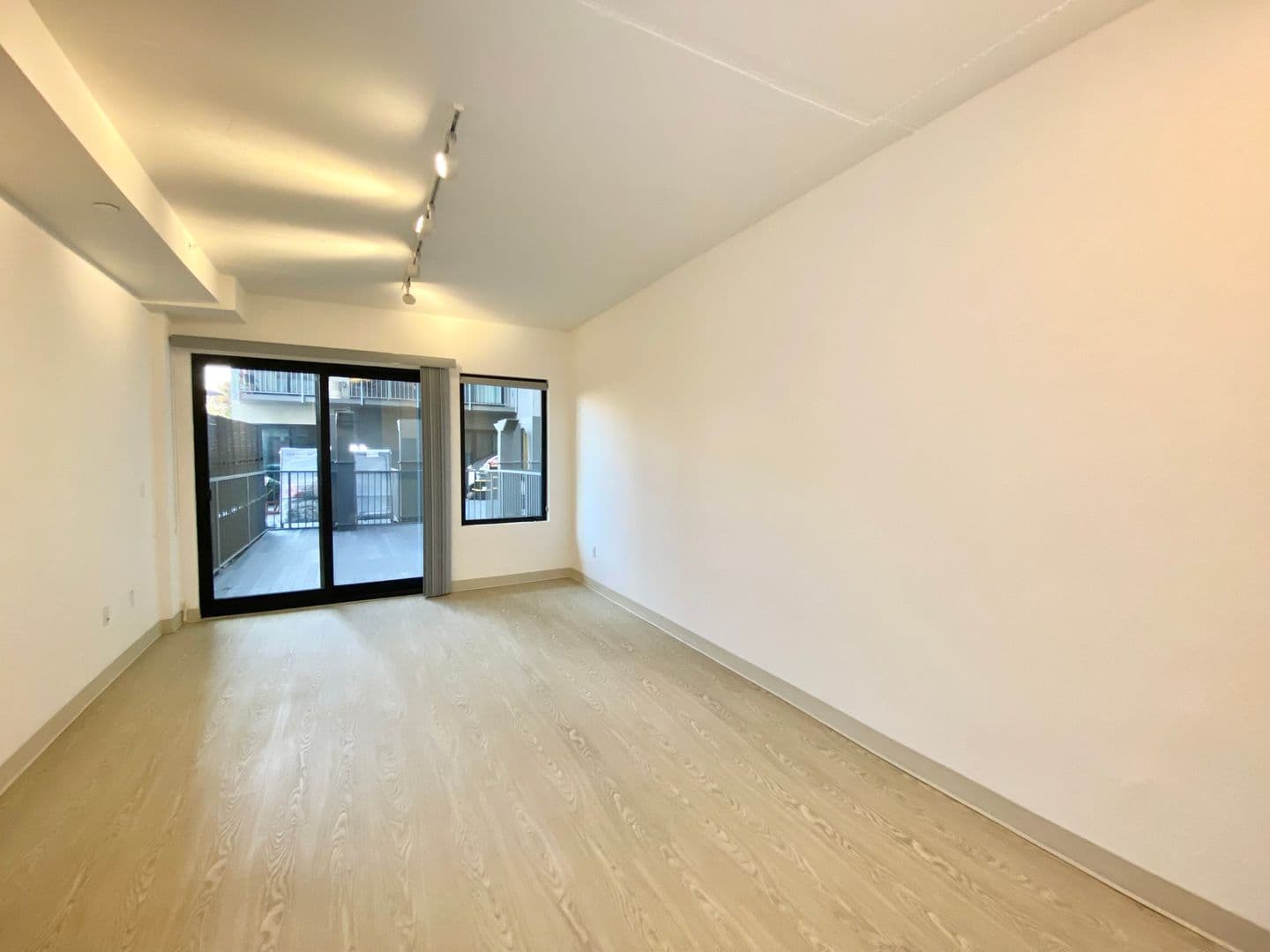 San Francisco Apartment: 750 Harrison St