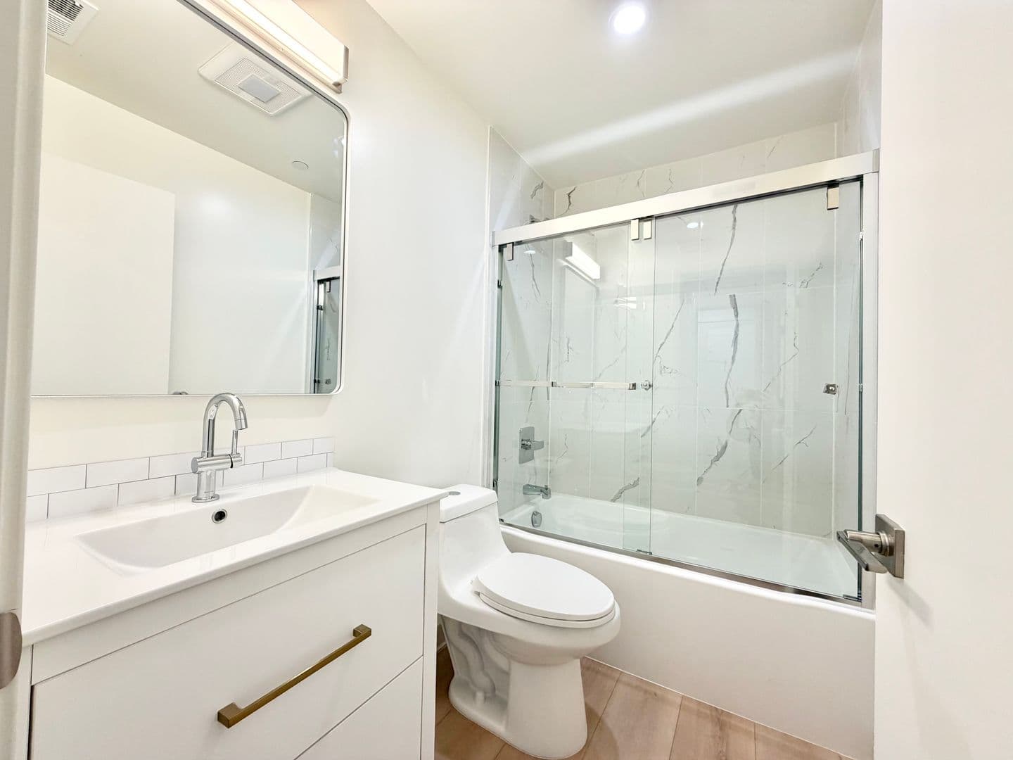 San Francisco Apartment: 178-184 Montana St