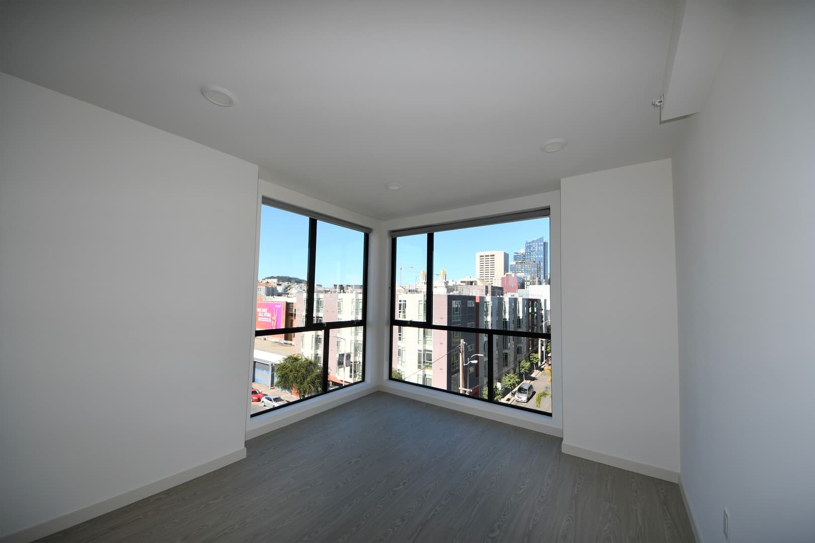San Francisco Apartment: 1335 Folsom St