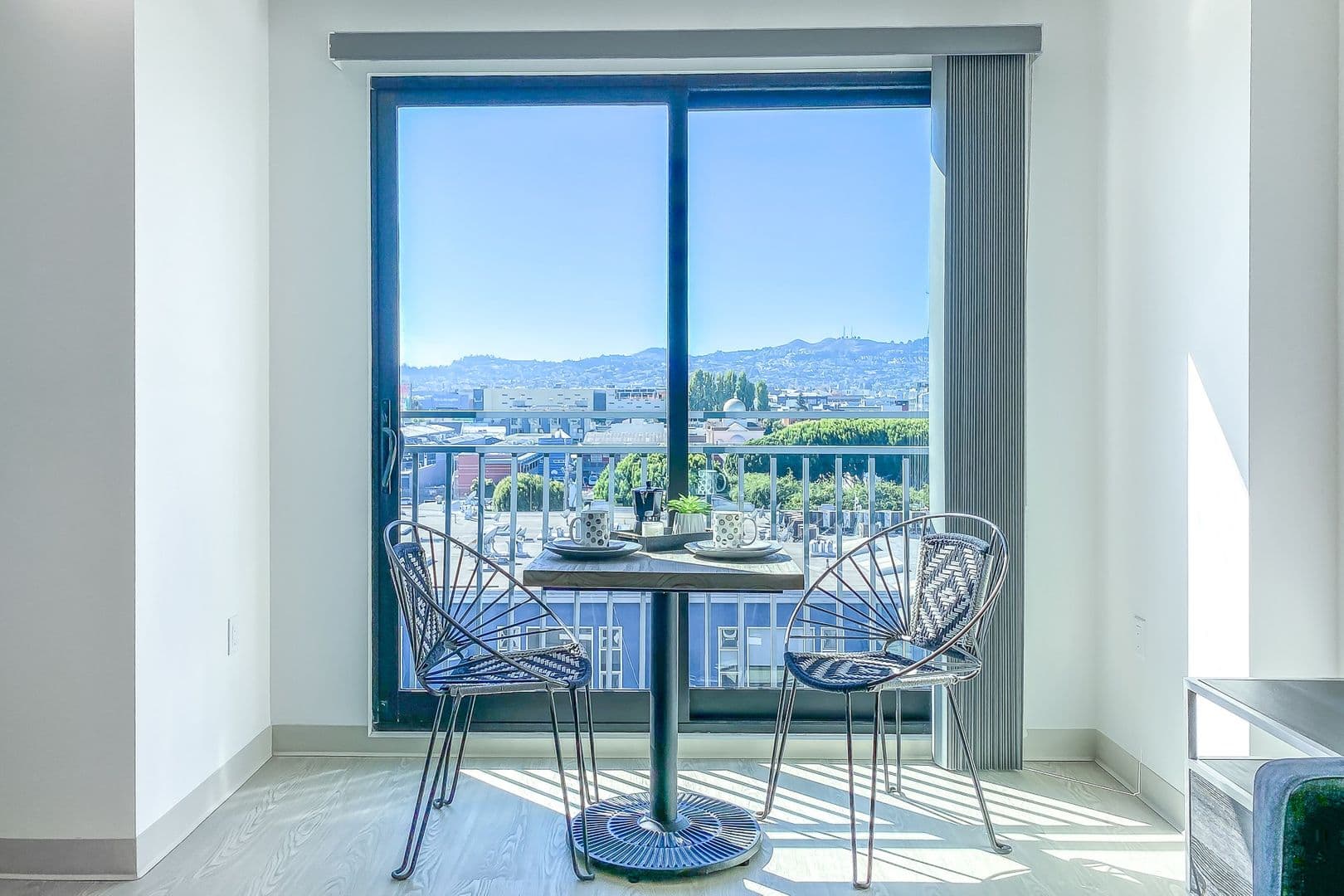 San Francisco Apartment: 363 6th St