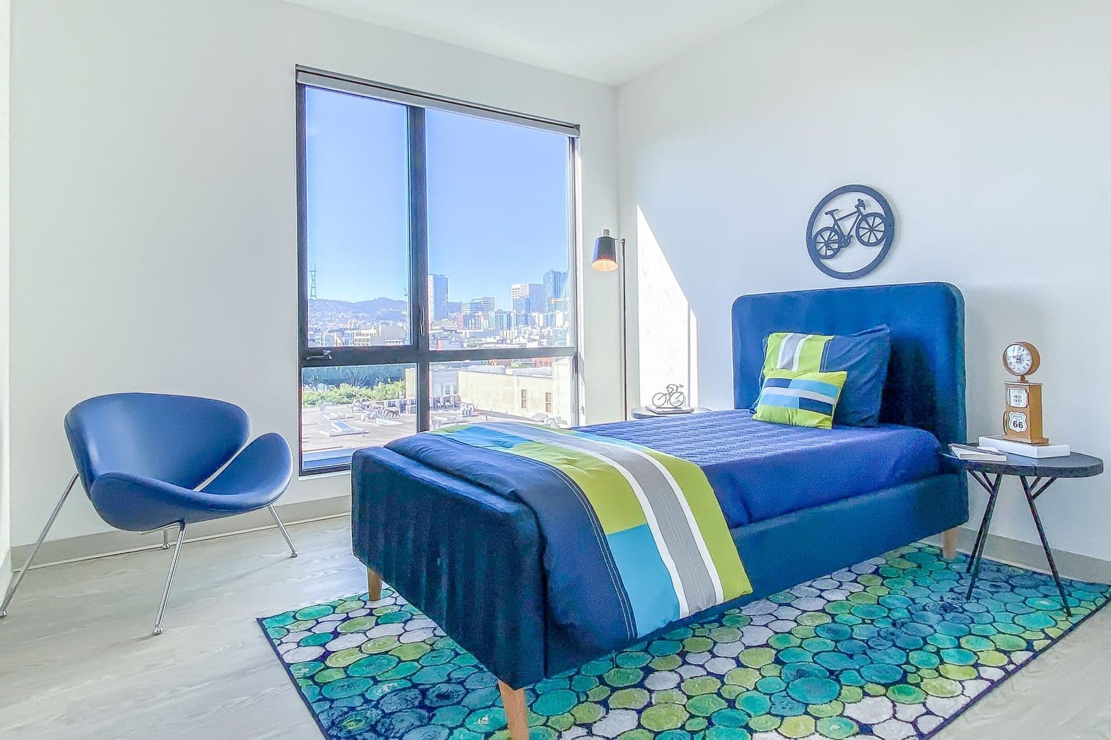 San Francisco Apartment: 363 6th St