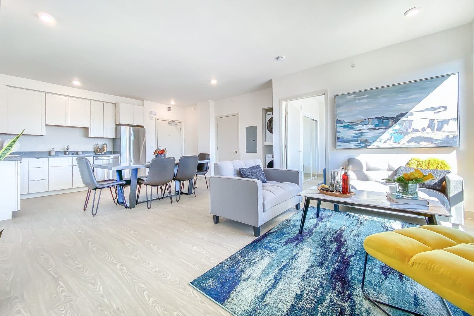 San Francisco Apartment: 363 6th St