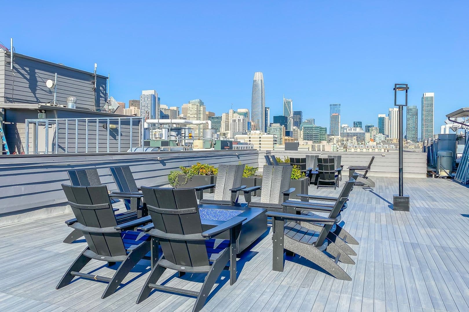 San Francisco Apartment: 363 6th St