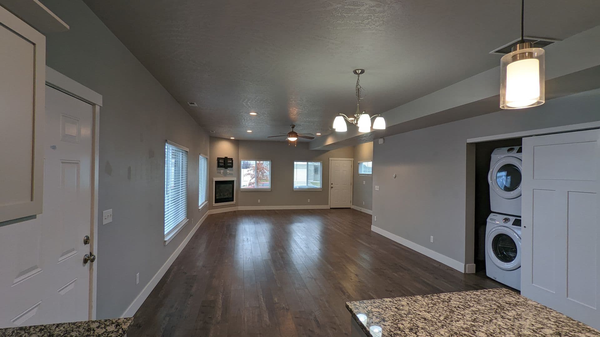 Post Falls House: 12076 W Wellington Ave