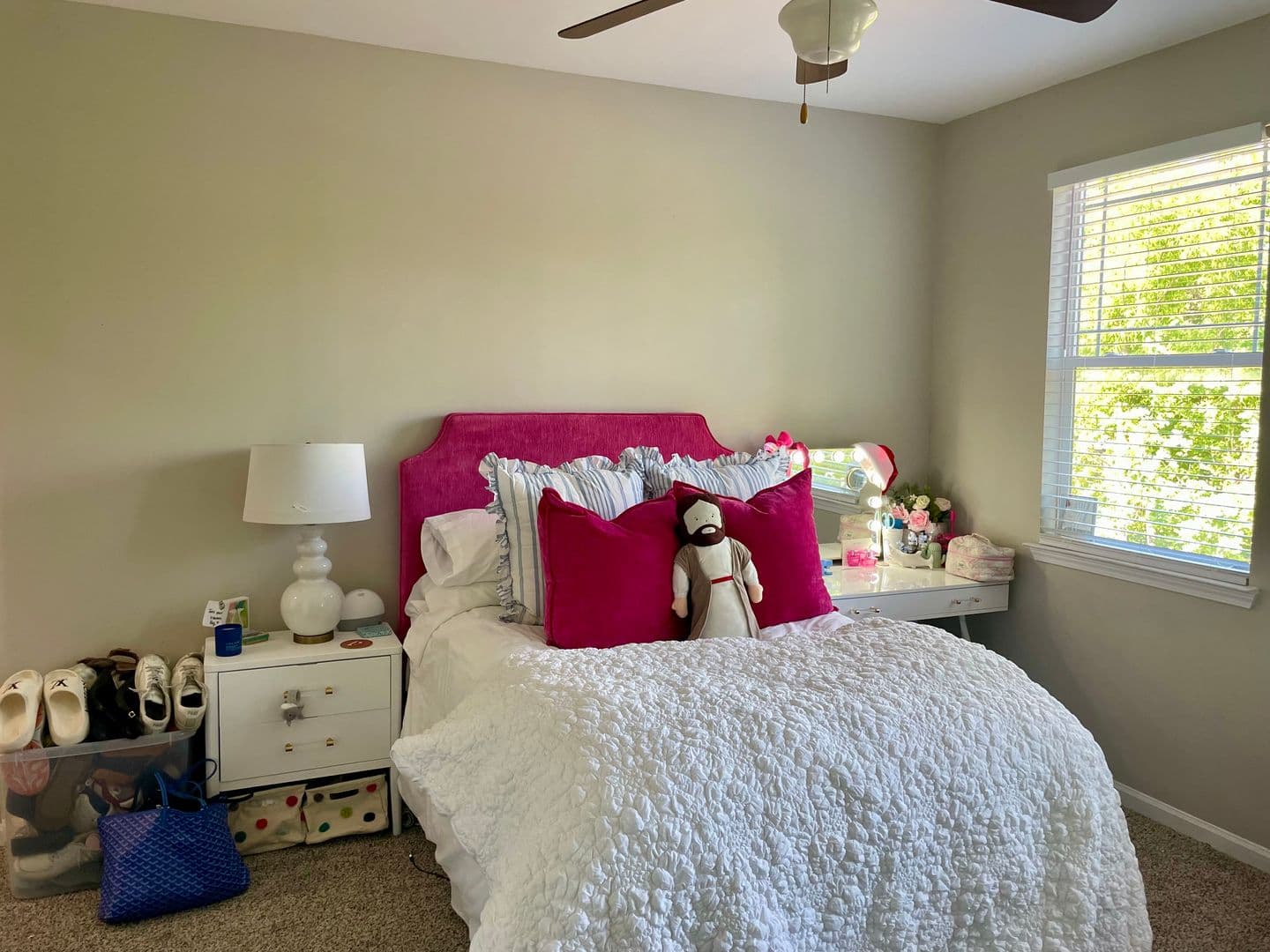 Oxford House: 707 Ironwood